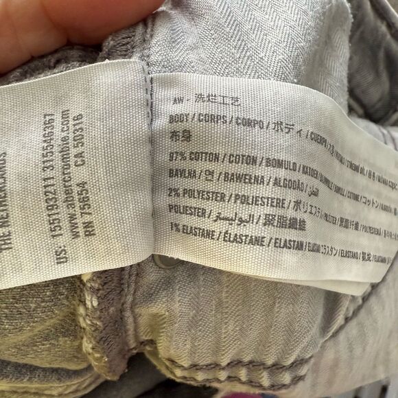 Abercrombie & Fitch Women’s 6 Short Grey The Mom High Rise Jeans - Picture 4 of 5